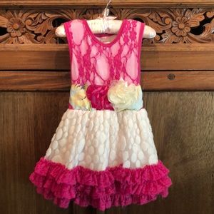 Giggle Moon Top size 4